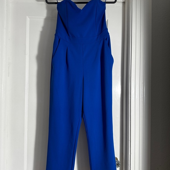 Express Jumpsuit - Picture 2 of 3